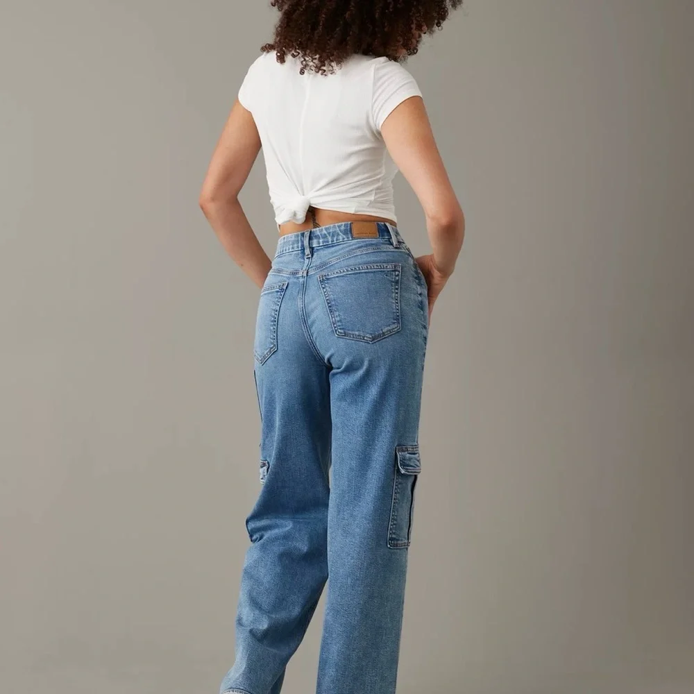 American Eagle Super High Waist Baggy Wide Leg Cargo Jeans - Size 00 Regular - Picture 5 of 8